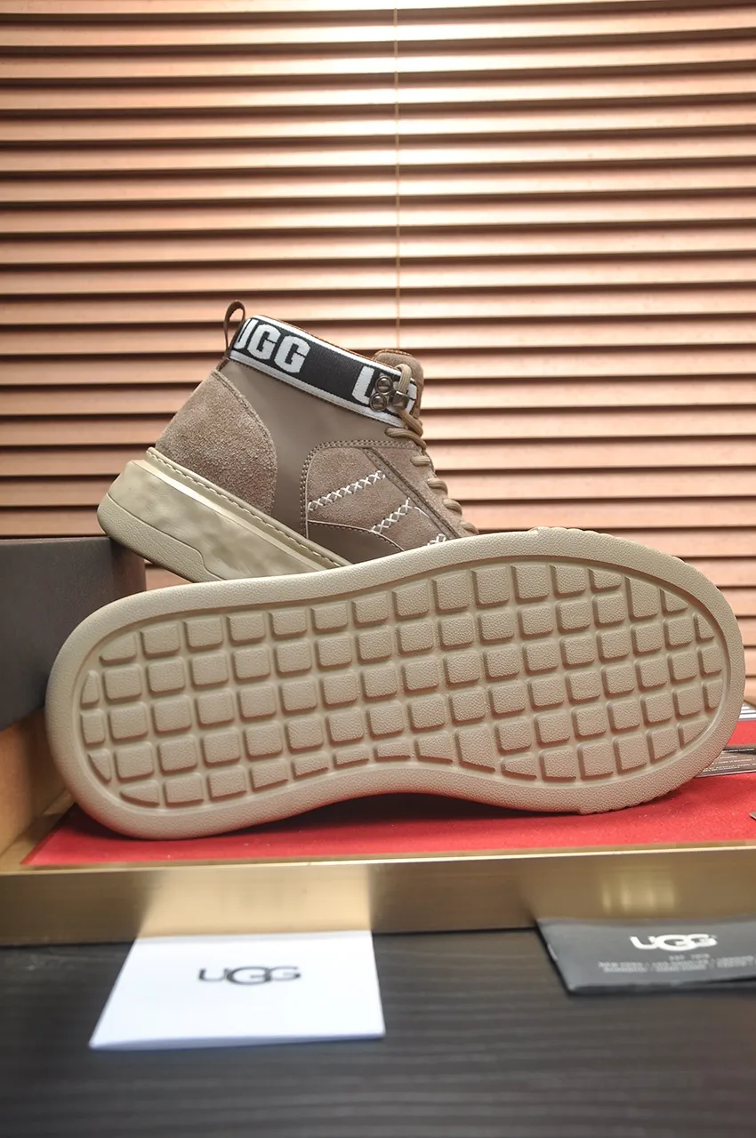 Men's shoes 💰640💶 [UGG] (full wool lining) top-end high-quality fur-in-one warm snow boots from Australia's warm luxury brand men's shoes, UGG-5877 official website synchronized, made of imported cowhide, carefully sewn...Imported rubber foam outsole (comfortable, soft, wear-resistant) The quality is really great...Exquisite workmanship, you can't put it down at first sight, available in sizes 39-44